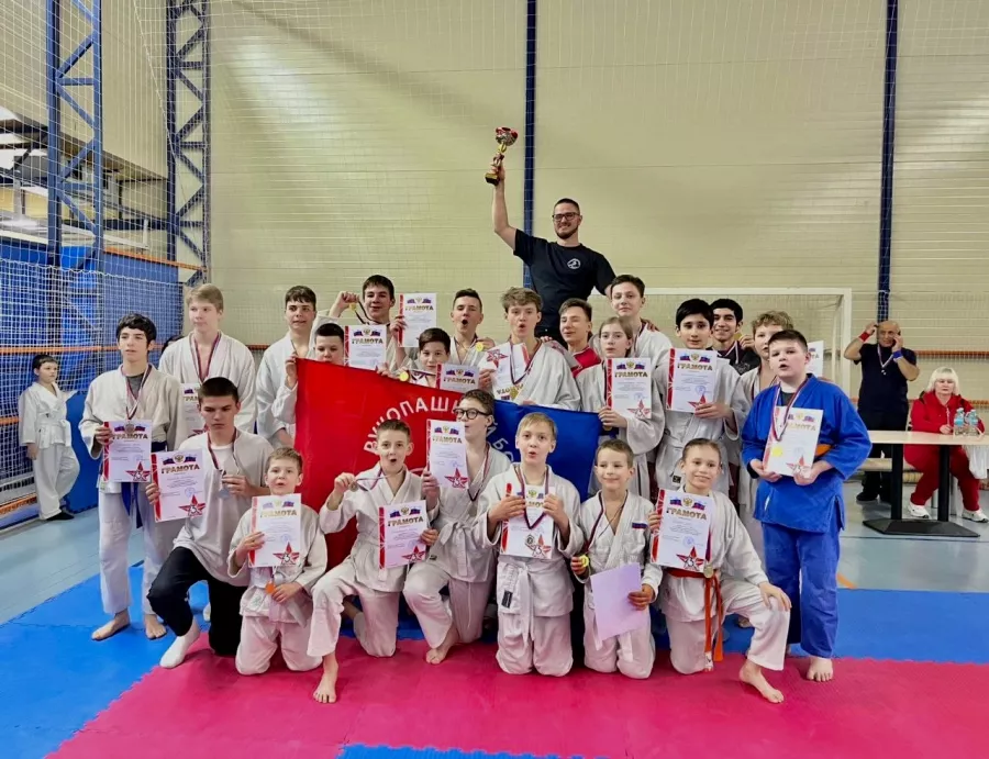 Клуб единоборств им. Нелепина С.Е в Краснодаре: Спортивная секция, Клуб Единоборств, Единоборства , Бокс, Боевые искусства , Рукопашный бой , Тренировки , Тренер, Секция, Канаты, Соревнования , Спортивный Лагерь,