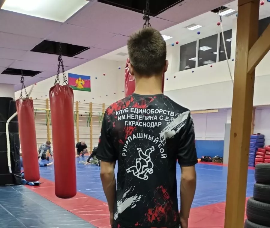 Клуб единоборств им. Нелепина С.Е в Краснодаре: Спортивная секция, Клуб Единоборств, Единоборства , Бокс, Боевые искусства , Рукопашный бой , Тренировки , Тренер, Секция, Канаты, Соревнования , Спортивный Лагерь,