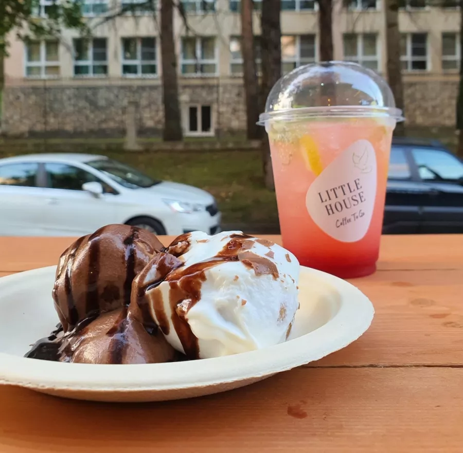 Кофейня Little house coffee to go в Красной Поляне: Еда, Кофейня, Еда навынос, Кофе, Напитки, Смузи, Чай, Десерты,