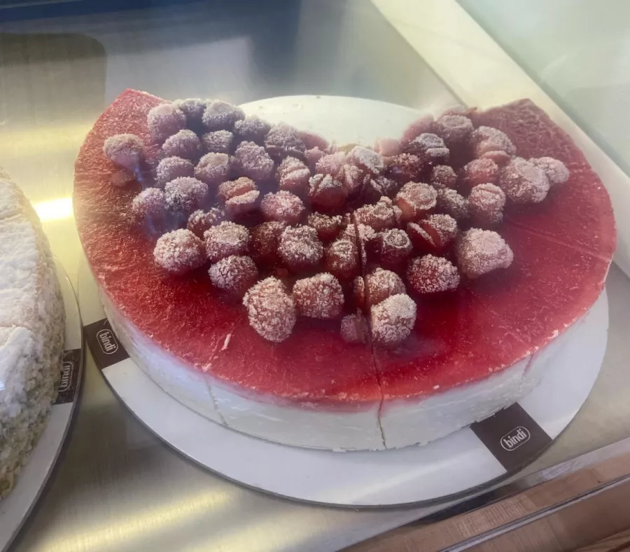 Кофейня Little house coffee to go в Красной Поляне: Еда, Кофейня, Еда навынос, Кофе, Напитки, Смузи, Чай, Десерты,