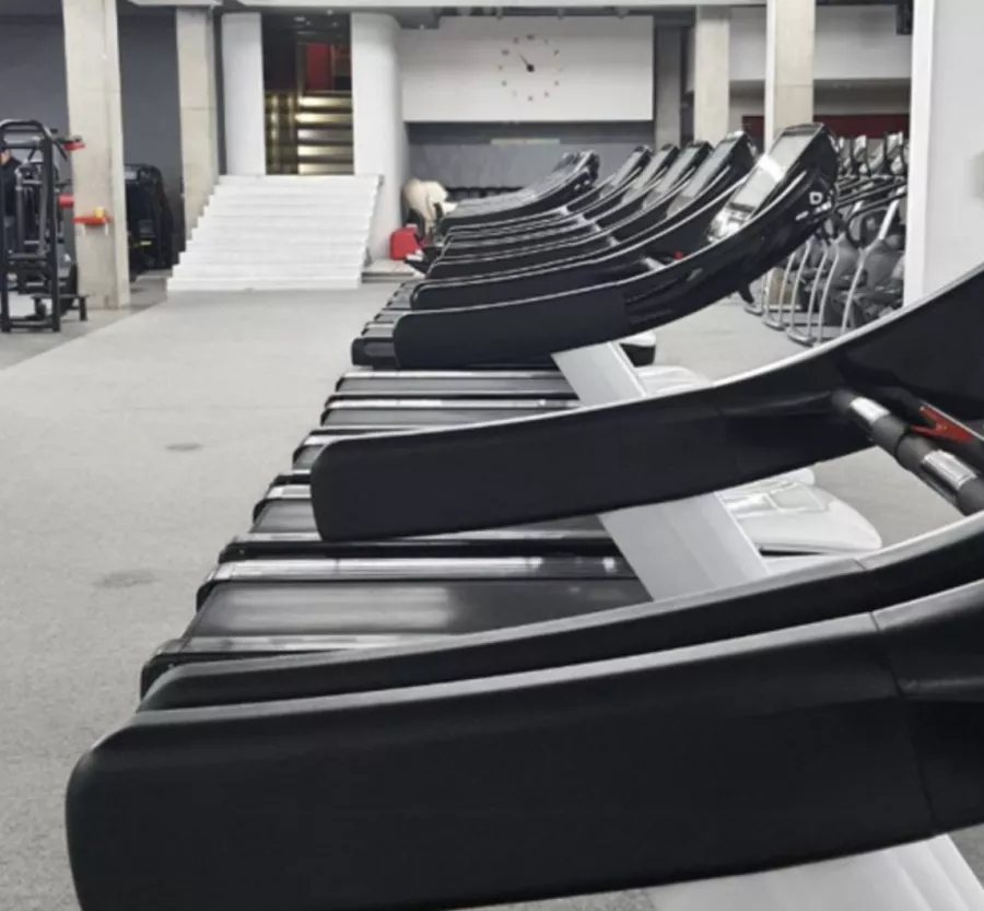 Тренажёрный зал Mega Fitness в Минске: Спортивный зал , Тренажёрный зал , Кардио , Тренировки , Фитнес , Тренер, Силовые тренировки , Оплата картой , Развиваться,
