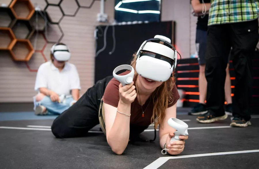 Лазертаг Арена Телепорт в Москве: Games, Лазертаг, Стрелково-тактический клуб, Игровой комплекс , Клуб, Для компании , Веселье, Развлечение, Чилим,