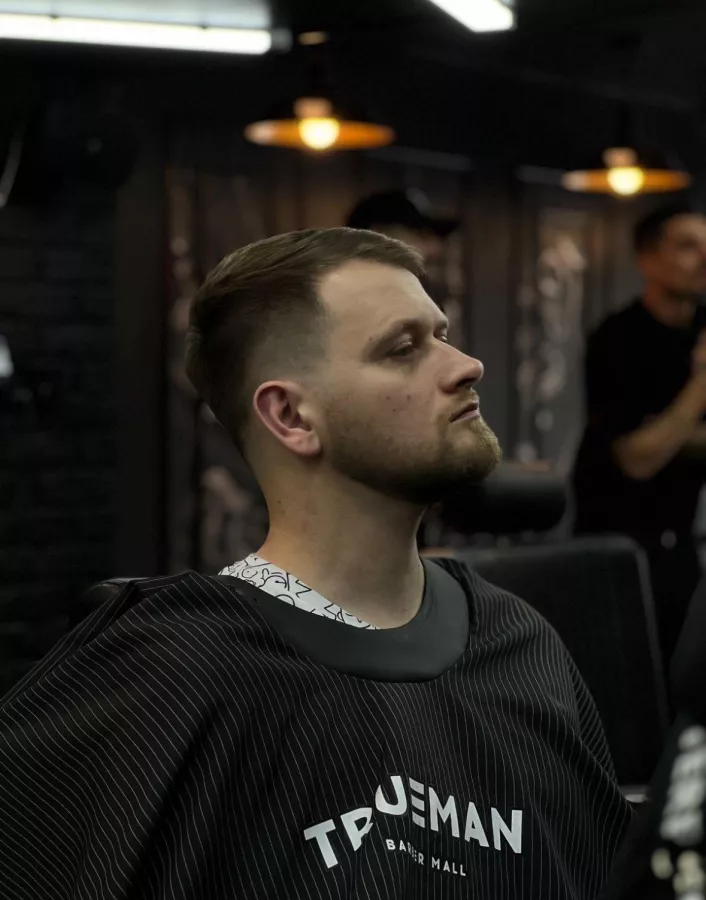 Барбершоп Trueman Barbermall в Ростове-на-Дону: Парикмахер, Стрижка, Мужская стрижка, Barbershop, Барбершоп, Барбер, Мужской салон , стиль, Любить себя,