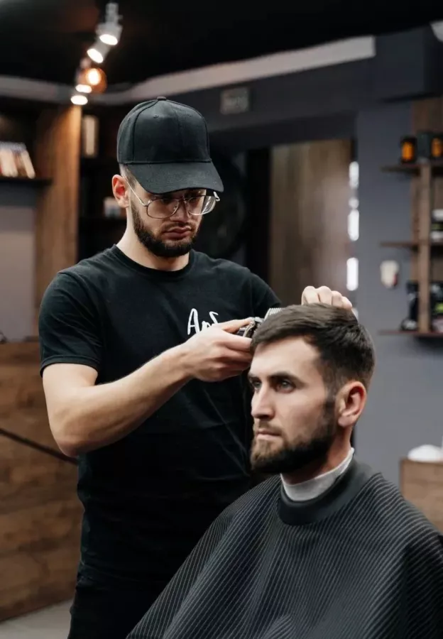 Барбершоп Арби в Ростове-на-Дону: Любить себя, Barbershop, Цирюльник , Стрижка, Мужская стрижка, Мужской стиль, Укладка волос, Парикмахер, Бритье,