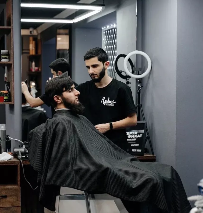 Барбершоп Арби в Ростове-на-Дону: Любить себя, Barbershop, Цирюльник , Стрижка, Мужская стрижка, Мужской стиль, Укладка волос, Парикмахер, Бритье,