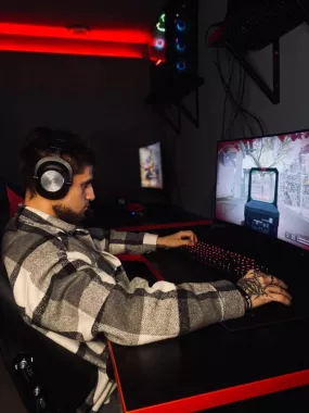 Компьютерный клуб "Бункер"