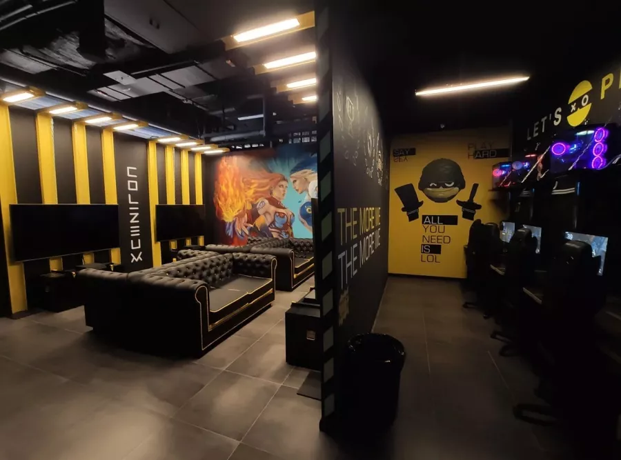 Компьютерный клуб Colizeum на Кавказском в Москве: Киберспорт, Games, Ставкинакиберспорт, Компьютер, Csgo, Dota, Команды, Соревнования,