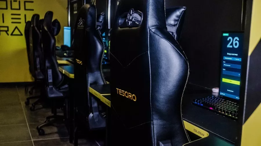 Компьютерный клуб Colizeum на Дмитровском в Москве: Киберспорт, Games, Ставкинакиберспорт, Компьютер, Csgo, Dota, Команды, Соревнования,