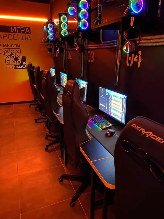 Компьютерный клуб Colizeum на Дмитровском в Москве: Киберспорт, Games, Ставкинакиберспорт, Компьютер, Csgo, Dota, Команды, Соревнования,