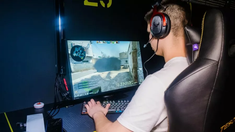 Компьютерный клуб Colizeum на Дмитровском в Москве: Киберспорт, Games, Ставкинакиберспорт, Компьютер, Csgo, Dota, Команды, Соревнования,