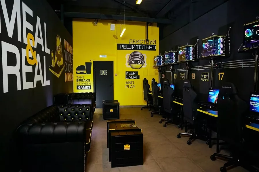 Компьютерный клуб Colizeum на Сельской в Владивостоке: Киберспорт, Games, Ставкинакиберспорт, Компьютер, Csgo, Dota, Команды, Соревнования,