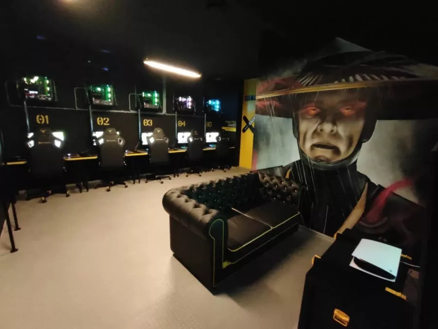 Компьютерный клуб Colizeum на Энгельса в Новороссийске: Киберспорт, Games, Ставкинакиберспорт, Компьютер, Csgo, Dota, Команды, Соревнования,