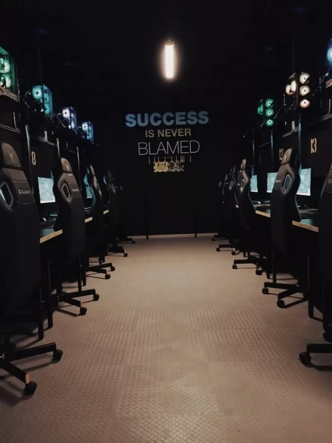 Компьютерный клуб Colizeum на Энгельса в Новороссийске: Киберспорт, Games, Ставкинакиберспорт, Компьютер, Csgo, Dota, Команды, Соревнования,