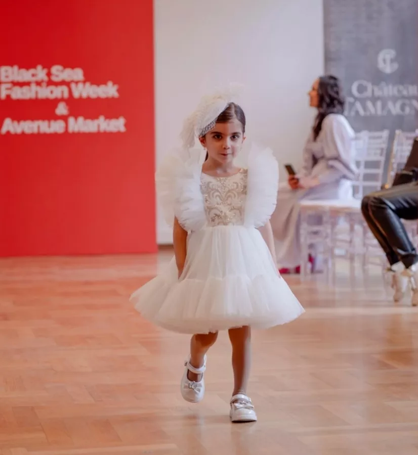 Детское модельное агентство Lotus Kids в Краснодаре: Модно, Модельное агентство , Модель, Стать моделью , Подиум, Показ мод, Топ модель, Эстетика ,
