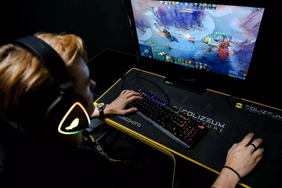 Компьютерный клуб Colizeum на Комендантской в Санкт-Петербурге: Киберспорт, Games, Ставкинакиберспорт, Компьютер, Csgo, Dota, Команды, Соревнования,
