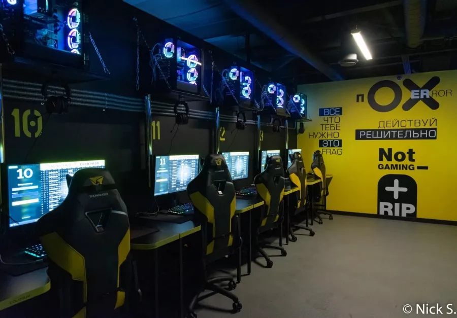 Компьютерный клуб Colizeum на Комендантской в Санкт-Петербурге: Киберспорт, Games, Ставкинакиберспорт, Компьютер, Csgo, Dota, Команды, Соревнования,