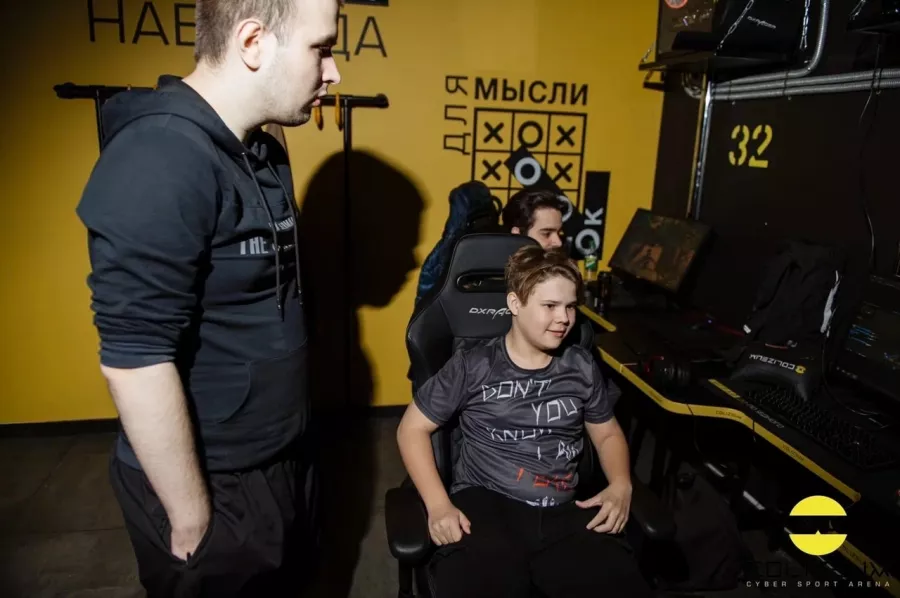 Компьютерный клуб Colizeum на Торжковской в Санкт-Петербурге: Киберспорт, Games, Ставкинакиберспорт, Компьютер, Csgo, Dota, Команды, Соревнования,