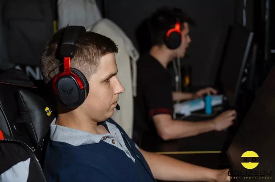 Компьютерный клуб Colizeum на Торжковской в Санкт-Петербурге: Киберспорт, Games, Ставкинакиберспорт, Компьютер, Csgo, Dota, Команды, Соревнования,