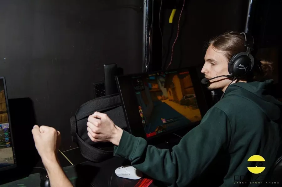Компьютерный клуб Colizeum на Торжковской в Санкт-Петербурге: Киберспорт, Games, Ставкинакиберспорт, Компьютер, Csgo, Dota, Команды, Соревнования,