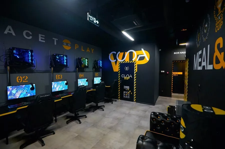 Компьютерный клуб Colizeum на Варшавской в Санкт-Петербурге: Киберспорт, Games, Ставкинакиберспорт, Компьютер, Csgo, Dota, Команды, Соревнования,