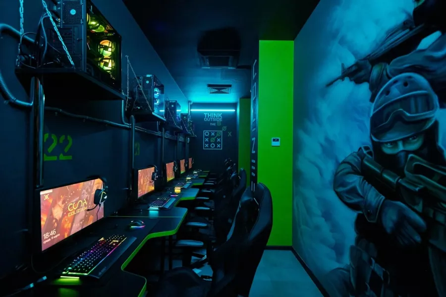 Компьютерный клуб Colizeum на Варшавской в Санкт-Петербурге: Киберспорт, Games, Ставкинакиберспорт, Компьютер, Csgo, Dota, Команды, Соревнования,