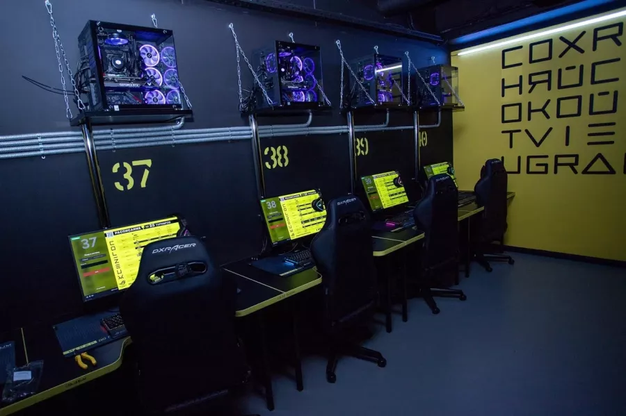 Компьютерный клуб Colizeum на Ушинского в Санкт-Петербурге: Киберспорт, Games, Ставкинакиберспорт, Компьютер, Csgo, Dota, Команды, Соревнования,