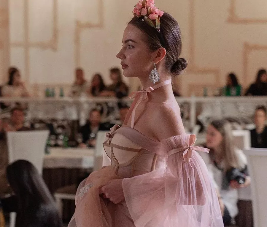 Модельное агентство Show Models в Краснодаре: Модно, Модница, Модельное агентство , Фотопозирование, Подиум, Показ мод, Модель, Стать моделью,