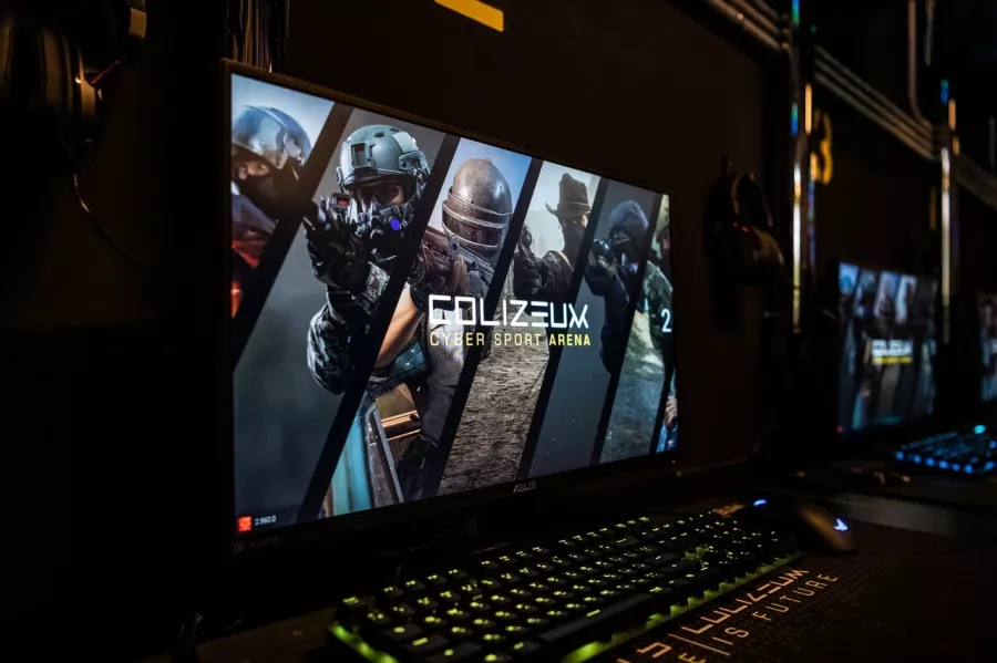 Компьютерный клуб Colizeum на Колмогорова в Екатеринбурге: Киберспорт, Games, Ставкинакиберспорт, Компьютер, Csgo, Dota, Команды, Соревнования,