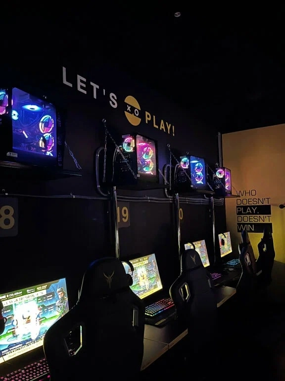Компьютерный клуб Colizeum на Колмогорова в Екатеринбурге: Киберспорт, Games, Ставкинакиберспорт, Компьютер, Csgo, Dota, Команды, Соревнования,