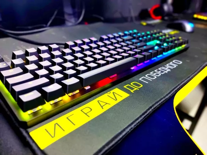 Компьютерный клуб Colizeum на Карла Либкнехта  в  Екатеринбурге