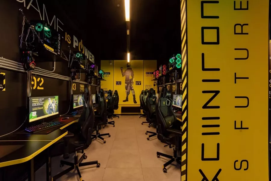 Компьютерный клуб Colizeum на Академика Парина в Екатеринбурге: Киберспорт, Games, Ставкинакиберспорт, Коньки, Csgo, Dota, Команды, Соревнования,