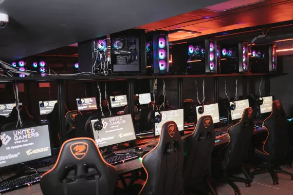 Компьютерный клуб "Gun Gaming"