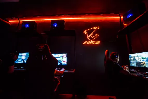 Компьютерный клуб "Gun Gaming"
