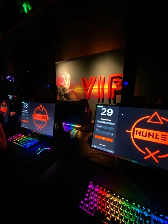 Компьютерный клуб Hunter на Космонавтова в Ростове-на-Дону: Киберспорт, Games, Ставкинакиберспорт, Компьютер, Csgo, Dota, Команды, Соревнования,