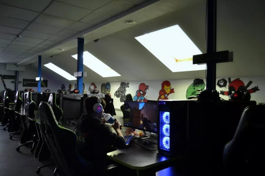 Компьютерный клуб Кибер Арена в Ростове-на-Дону: Киберспорт, Games, Ставкинакиберспорт, Компьютер, Csgo, Dota, Команды, Соревнования,