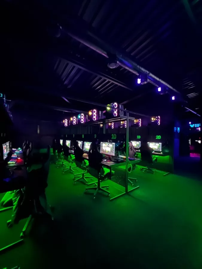 Компьютерный клуб United Gamers в Ростове-на-Дону: Киберспорт, Games, Ставкинакиберспорт, Компьютер, Csgo, Dota, Команды, Соревнования,