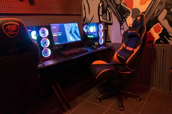 Компьютерный клуб "United Gamers"