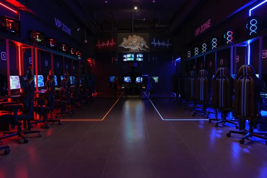 Компьютерный клуб Squad в Екатеринбурге: Киберспорт, Games, Ставкинакиберспорт, Компьютер, Csgo, Dota, Команды, Соревнования,