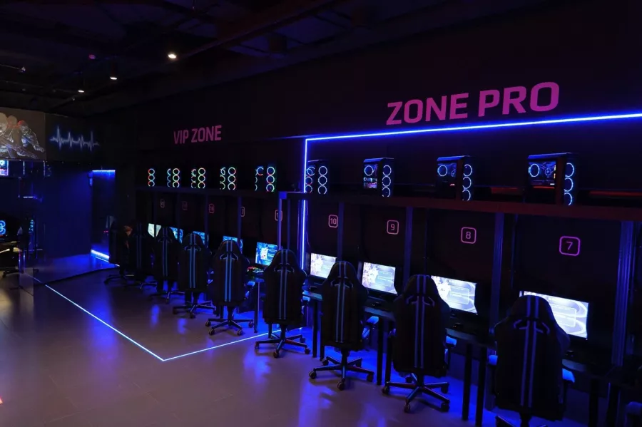 Компьютерный клуб Squad в Екатеринбурге: Киберспорт, Games, Ставкинакиберспорт, Компьютер, Csgo, Dota, Команды, Соревнования,