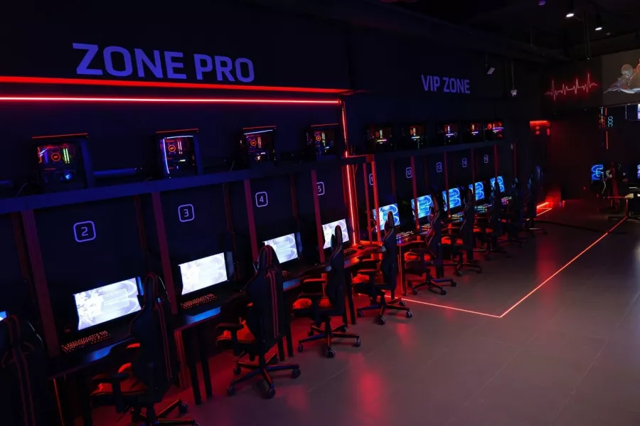 Компьютерный клуб Squad в Екатеринбурге: Киберспорт, Games, Ставкинакиберспорт, Компьютер, Csgo, Dota, Команды, Соревнования,