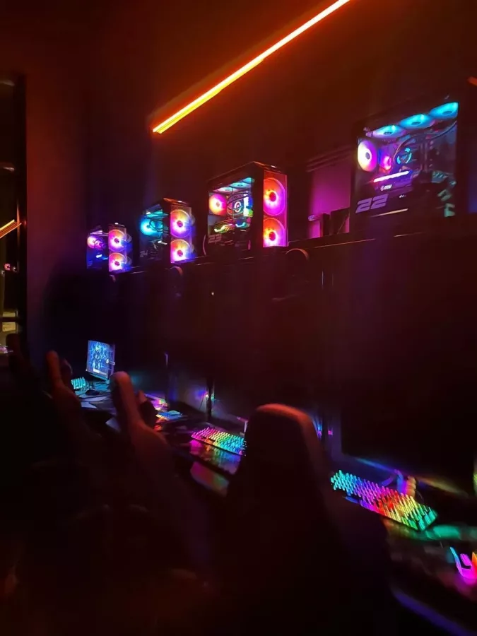 Компьютерный клуб Re: source в Екатеринбурге: Киберспорт, Games, Ставкинакиберспорт, Компьютер, Csgo, Dota, Команды, Соревнования,