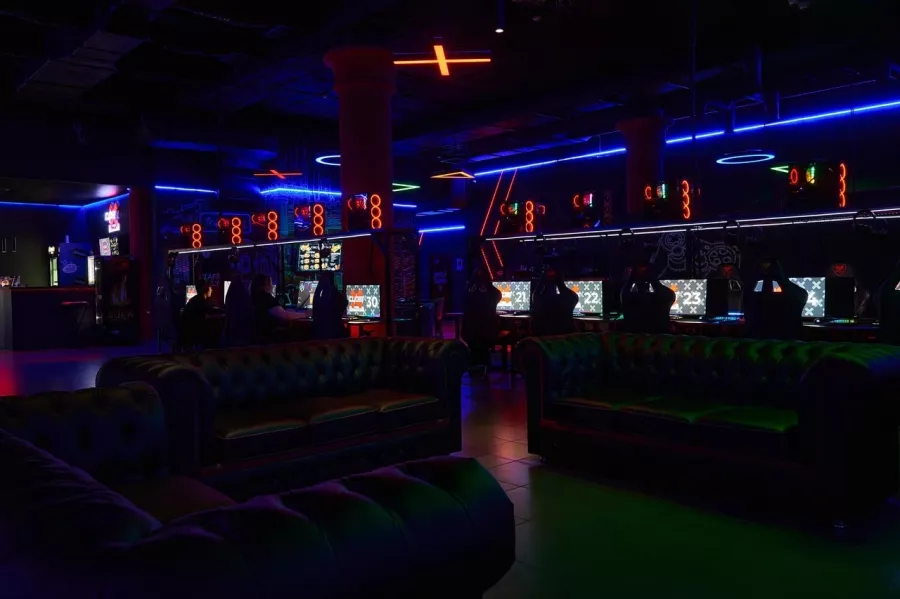 Компьютерный клуб CyberX на Пушкина в Казани: Киберспорт, Games, Ставкинакиберспорт, Компьютер, Csgo, Dota, Команды, Соревнования,