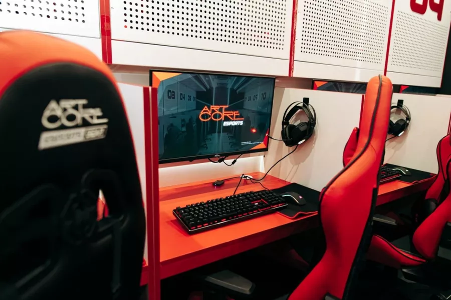 Компьютерный клуб ARTCORE на Городской в Казани: Киберспорт, Games, Ставкинакиберспорт, Компьютер, Csgo, Dota, Команды, Соревнования,