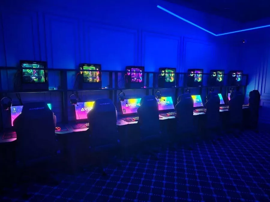 Компьютерный клуб ARTCORE на Баумана в Казани: Киберспорт, Games, Ставкинакиберспорт, Компьютер, Csgo, Dota, Команды, Соревнования,