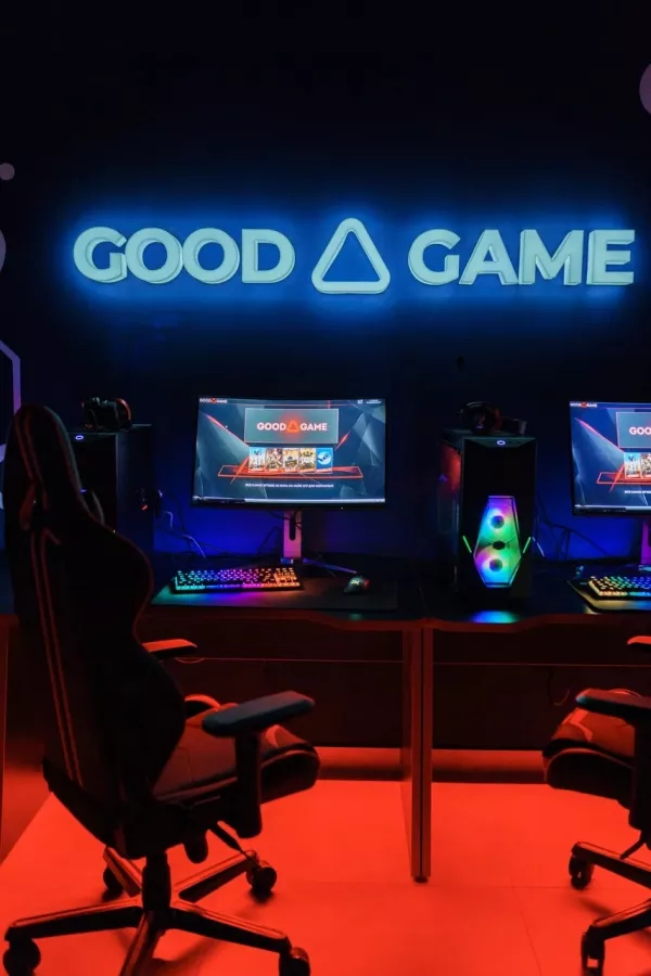 Компьютерный клуб Godji Game на Меридианной в Казани: Киберспорт, Games, Ставкинакиберспорт, Компьютер, Csgo, Dota, Команды, Соревнования,