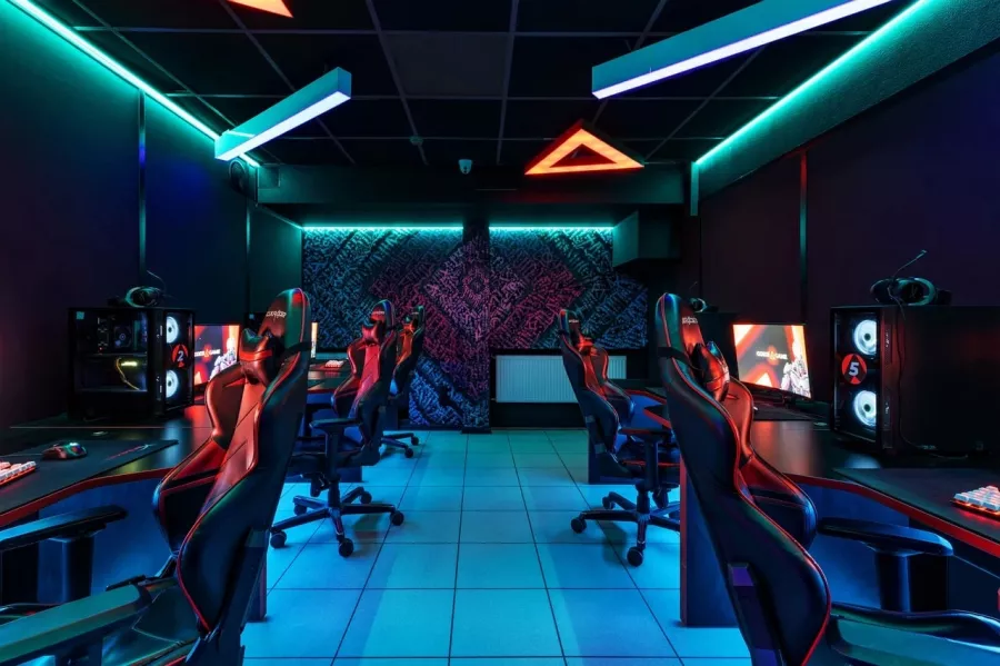 Компьютерный клуб Godji Game в Краснодаре: Киберспорт, Games, Ставкинакиберспорт, Компьютер, Csgo, Dota, Команды, Соревнования,