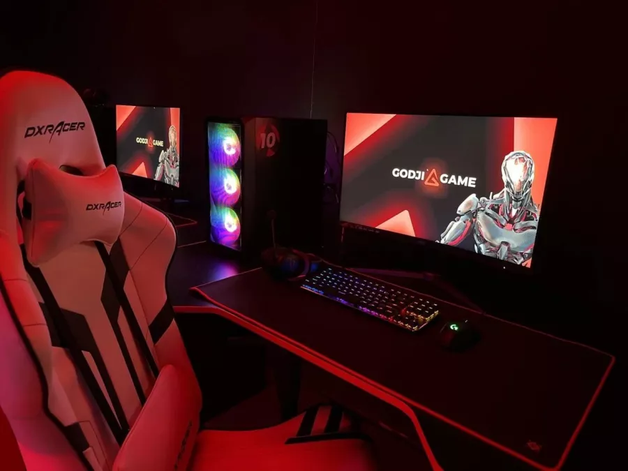 Компьютерный клуб Godji Game на Титова в Новосибирске: Киберспорт, Games, Ставкинакиберспорт, Компьютер, Csgo, Dota, Команды, Соревнования,