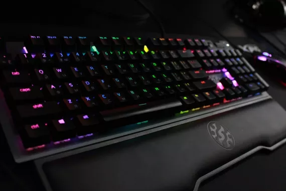 Компьютерный клуб "True Gamers"