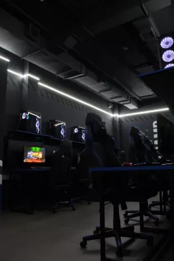Компьютерный клуб "True Gamers"