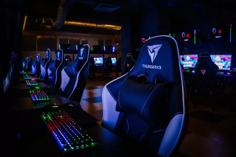 Компьютерный клуб Forward Gaming в Казани: Киберспорт, Games, Ставкинакиберспорт, Компьютер, Csgo, Dota, Команды, Соревнования,